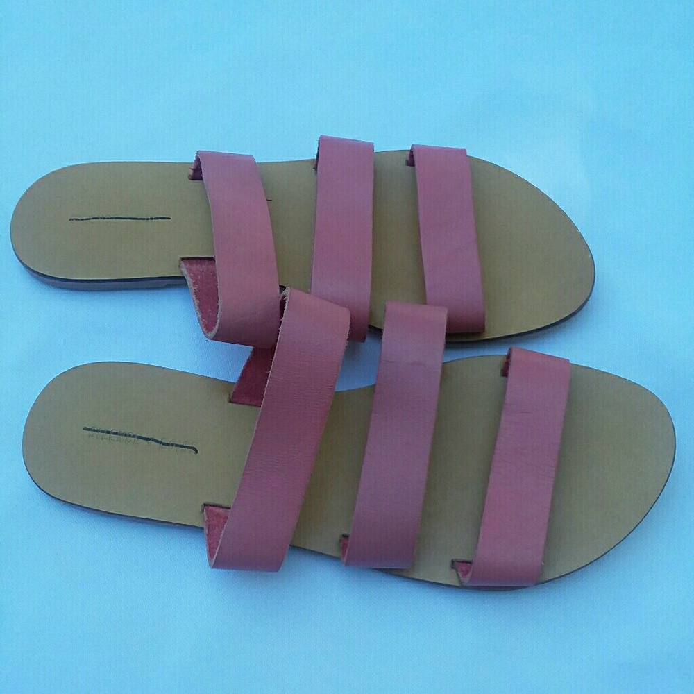 SILENCE + NOISE SANDALS PINK/ YELLOW SIZE: 9